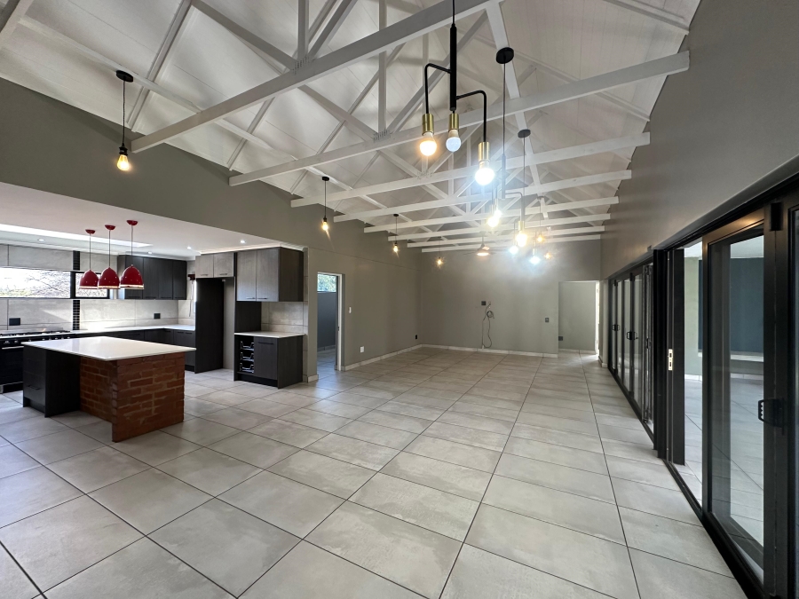 5 Bedroom Property for Sale in Leloko Lifestyle Estate North West